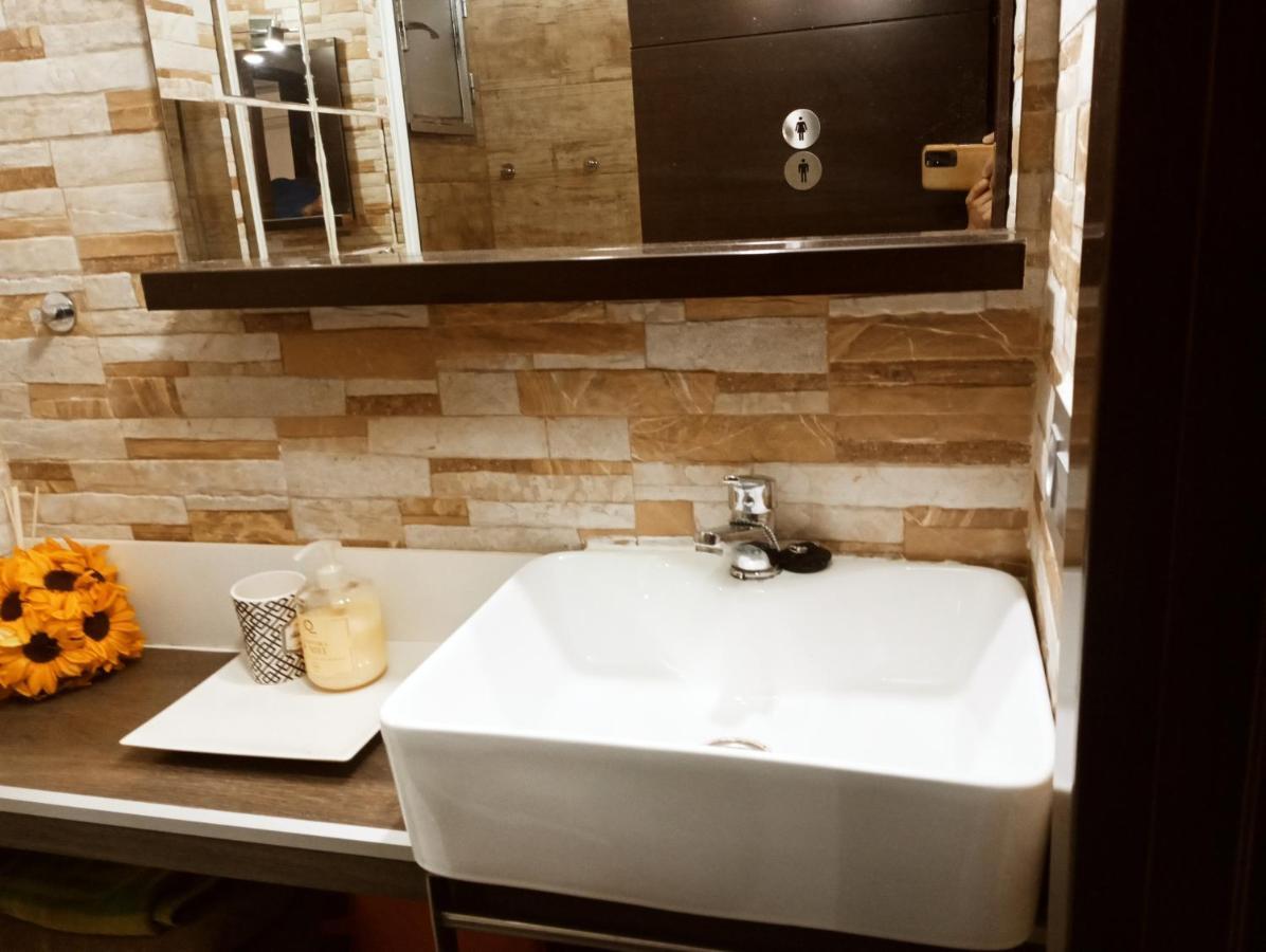 Precioso Apartamento 3 Habitaciones. Con Patio. Камас Екстер'єр фото
